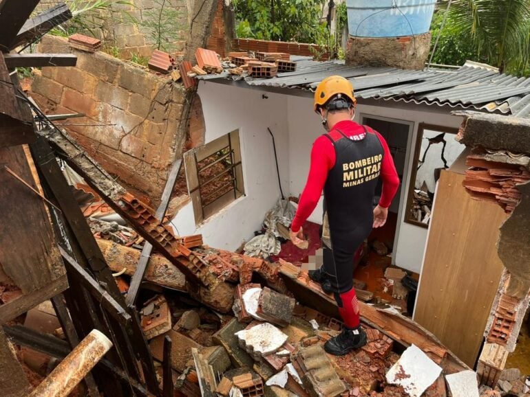 Com mais de 70 mm de chuva acumulada, regionais de BH estão em risco geológico alto