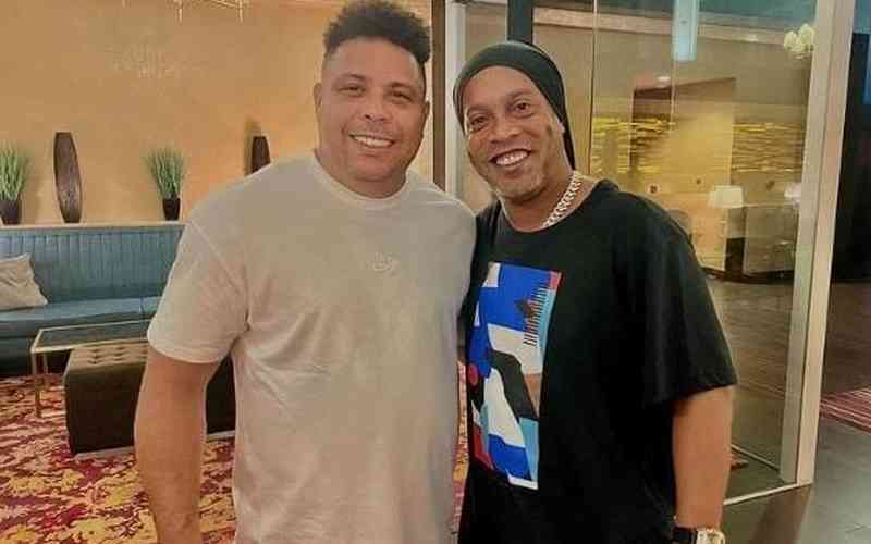 Ronaldo revela que ‘pernada’ de Assis evitou Ronaldinho no Corinthians