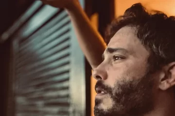 Ator Thiago Rodrigues é espancado em assalto na zona sul do Rio
