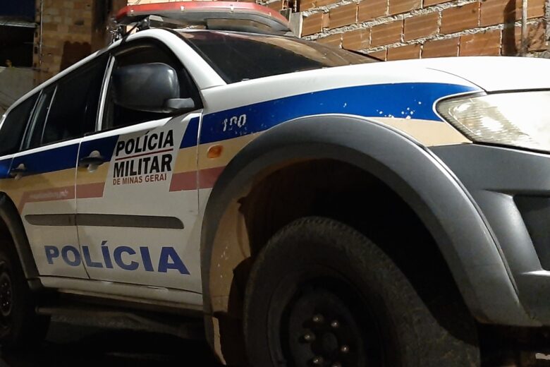 Homem é preso após agredir a companheira em Itabira