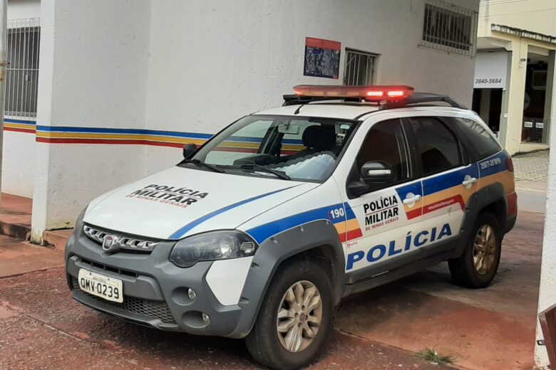Motocicleta é furtada de oficina no Bairro Gabiroba