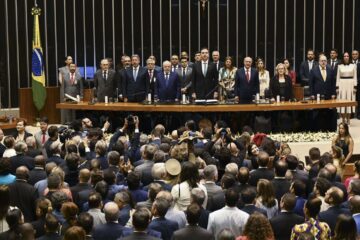 Uma fortuna! Impacto no reajuste dos servidores do Poder Executivo será de R$ 18 bi