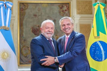 Brasil e Argentina estudam criar moeda única para trocas comerciais