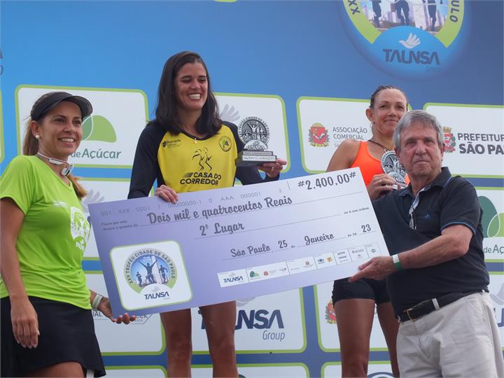 Itabirana Larissa Quintão fica em segundo lugar no Troféu Cidade de SP