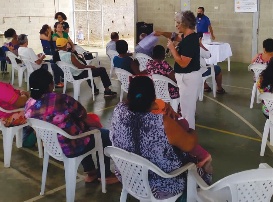 Moradores do Planalto recebem orientações para melhorar qualidade de vida da comunidade