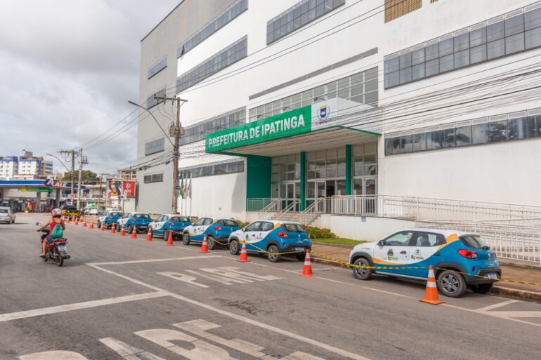 Ipatinga realiza repasse de veículos para entidades socioassistenciais