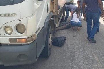 Motociclista morre após colisão frontal com caminhão na MG-232