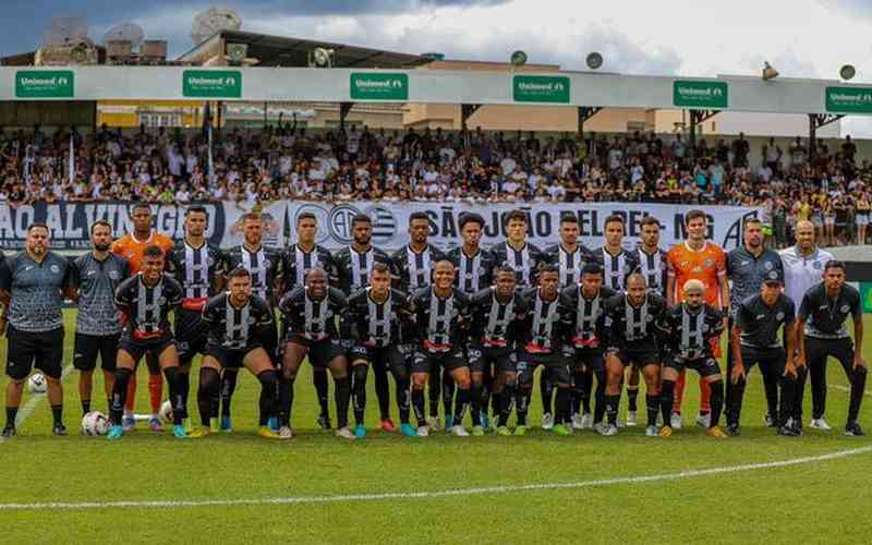 Sassá perde pênalti, mas Athletic bate Democrata-GV e vence Recopa Mineira