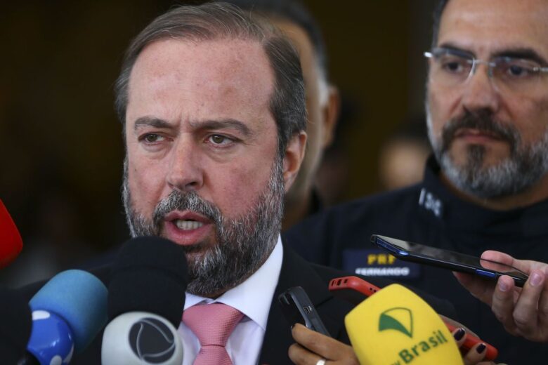 Setor elétrico muda tecnologia de segurança de sistemas de transmissão