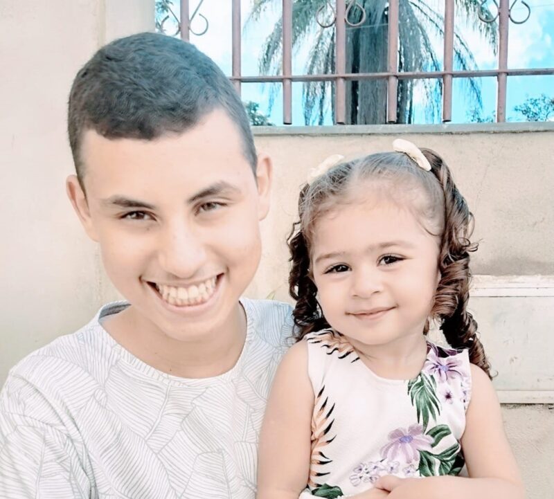 Família procura doadores de sangue e medula óssea para adolescente com Anemia Aplástica