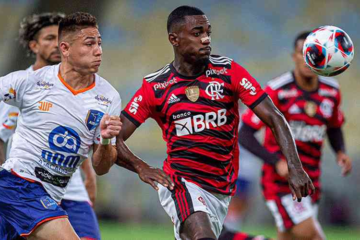 Flamengo acorda no 2° tempo e vence Audax com time B na abertura do Carioca