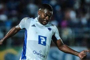 Comentarista exalta estreia de Nikão pelo Cruzeiro: ‘Um monstro em campo’
