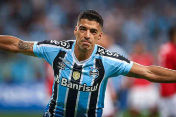 Suárez decide novamente, e Grêmio derrota Brasil de Pelotas pelo Gaúchão