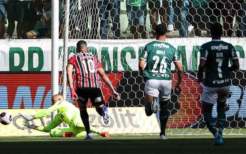 Em primeiro Choque-Rei do ano, Palmeiras e São Paulo empatam sem gols