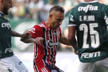 Rafinha revela conversa com o Atlético e quase acerto com o Cruzeiro