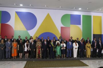 12 ministros do governo Lula respondem a processos na justiça