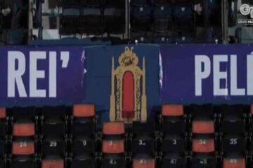 Em homenagem a Pelé, Pachuca instala trono permanente no Estádio Hidalgo