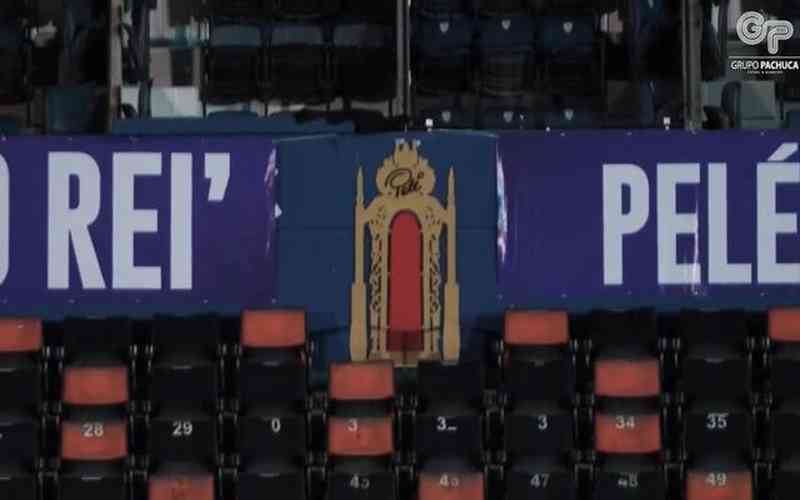Em homenagem a Pelé, Pachuca instala trono permanente no Estádio Hidalgo
