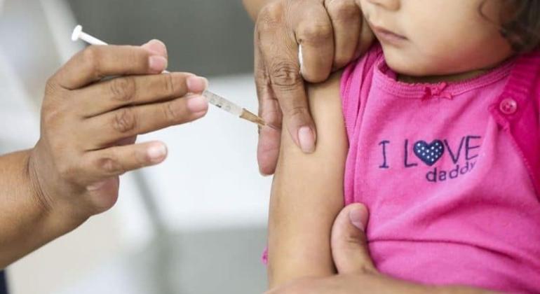 Covid: Monlevade começa a aplicar 3ª dose em crianças