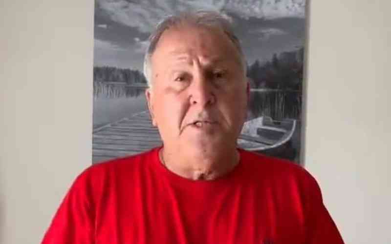 Zico pede para que torcida do Flamengo respeite Pelé e Maradona em música