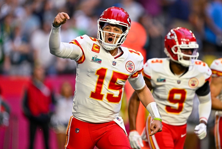 Kansas City Chiefs supera o Philadelphia Eagles e conquista o Super Bowl