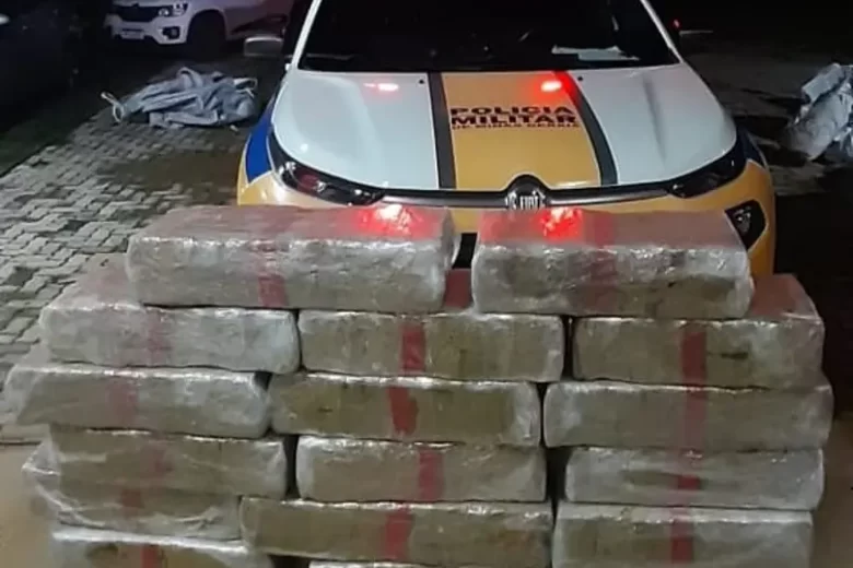 Polícia Rodoviária apreende mais de 400 quilos de maconha