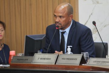 Emenda de Tãozinho Leite é rejeitada e vereador lamenta: “quem perde é o itabirano”