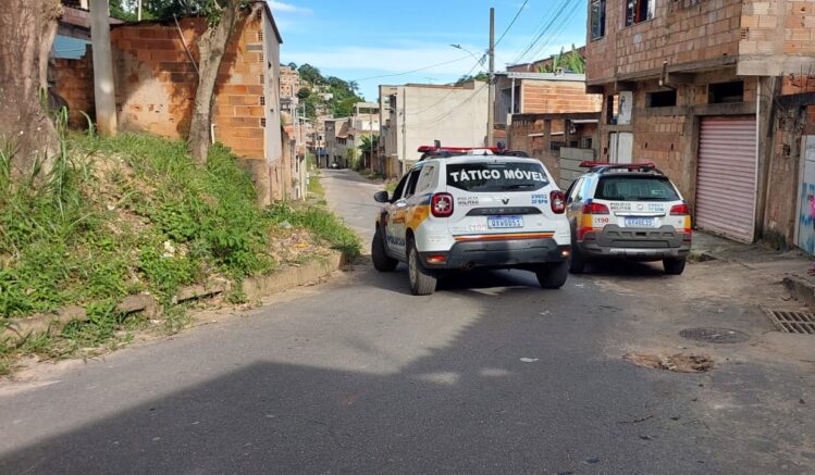 PM localiza veículo que pode ter sido usado em dupla tentativa de homicídio
