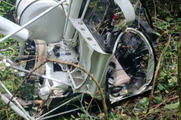 Helicóptero cai durante voo de instrução em Contagem