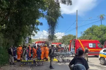 Criança segue internada em estado grave após acidente com van em Santa Luzia