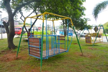 Brincadeira de criança! Vereadores querem a instalação de brinquedos em locais públicos de Monlevade