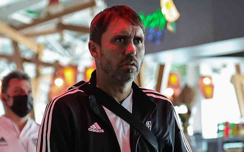 Coudet surpreende na escolha do substituto de Hulk no Atlético; veja o time
