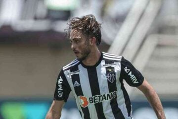 Diretor do Galo nega rumores sobre Hyoran: ‘Não saímos oferecendo por aí’