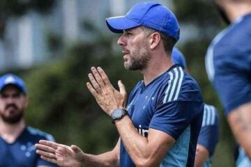 Pezzolano muda escalação do Cruzeiro para o clássico contra o Atlético