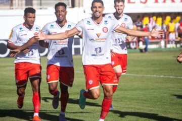 Tombense vence Villa Nova fora de casa e se aproxima do título do Troféu Inconfidência 
