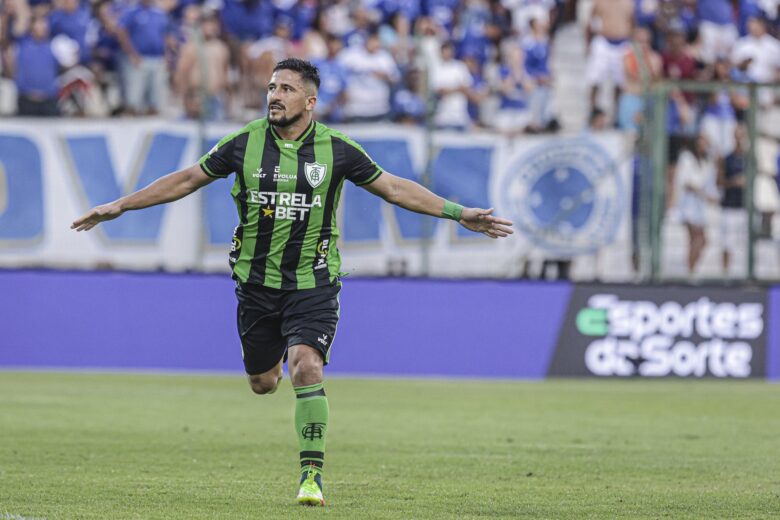 Sólido, América bate o Cruzeiro e fica próximo da final do Mineiro