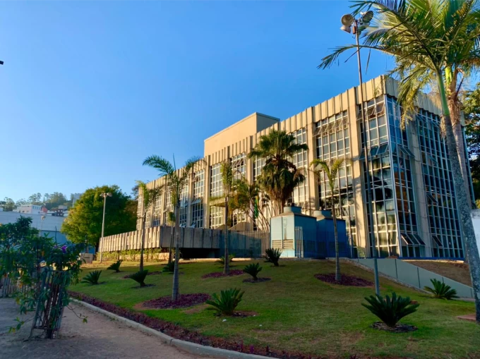 Em meio a atraso na reforma da Prefeitura, servidores entram em home office