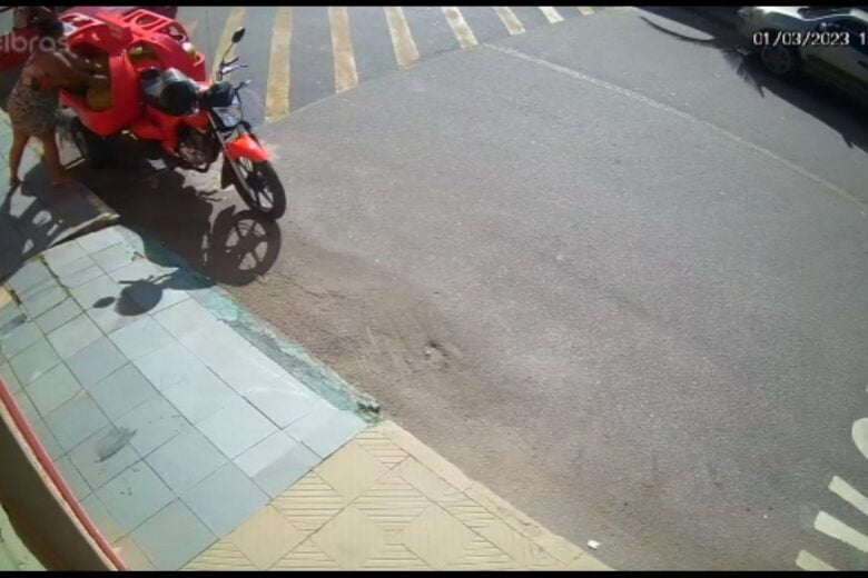 ‘Já estamos acostumados’; diz entregador que teve botijão de gás furtado em Itabira
