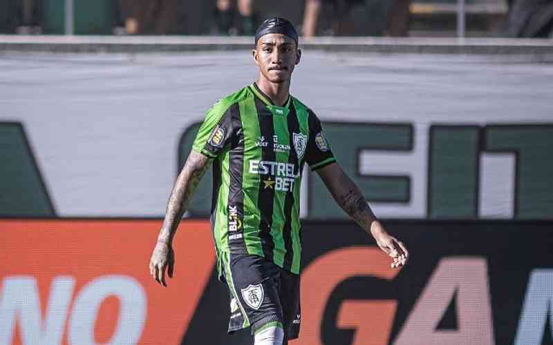 Como foi o 1º jogo de cada novato após a convocação inédita para a Seleção