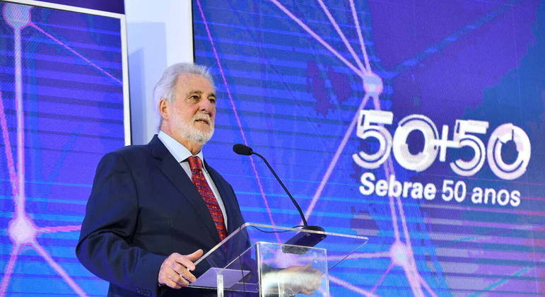 Carlos Melles deixa a presidência do Sebrae após ser pressionado pelo Governo Lula