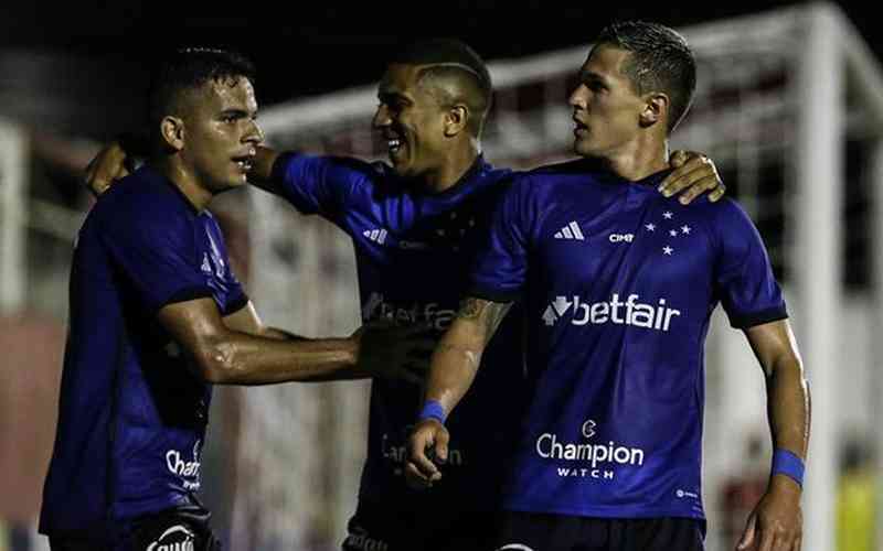 Relembre vitórias do Cruzeiro por 3 ou mais gols de diferença com Pezzolano