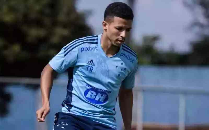 Cruzeiro e Marquinhos Cipriano encaminham acordo para rescisão de contrato