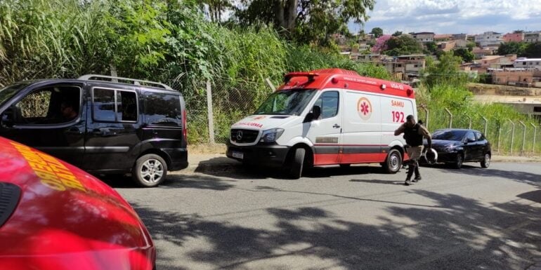 Mulher que matou a própria mãe e a filha em BH teria feito por vingança