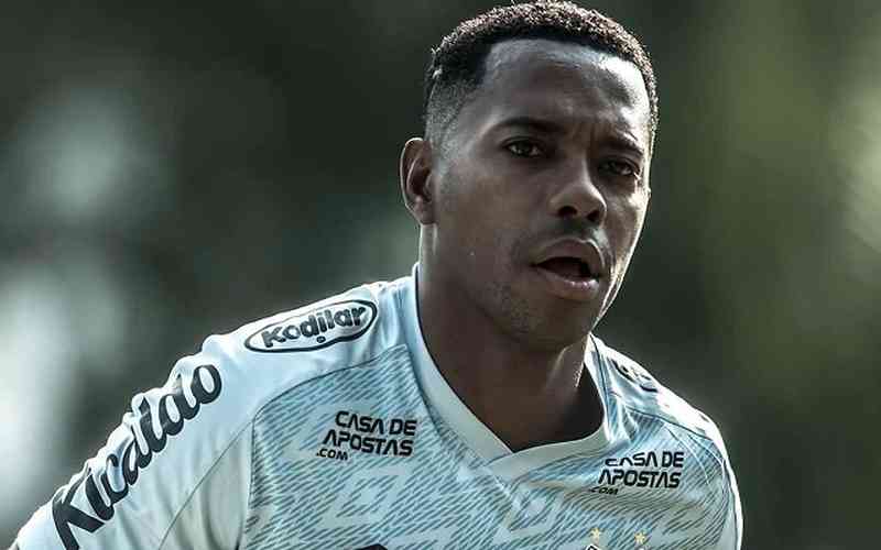Justiça encontra endereço, e ministra ordena citação de Robinho