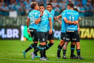 Com gol de Suárez, Grêmio bate o Ferroviário e avança na Copa do Brasil