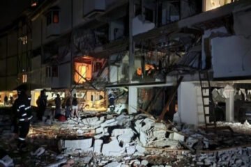 Explosão em condomínio residencial deixa 4 feridos em Campos do Jordão