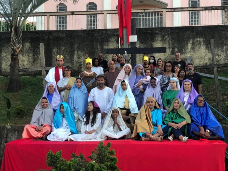 É hoje! Tradicional encenação da Paixão de Cristo marca Sexta-Feira Santa em Monlevade