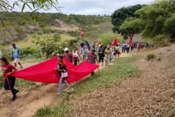 Invasões de terra voltam a crescer no Brasil