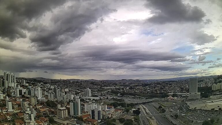 Em 10 dias, região Centro-Sul de Belo Horizonte já registrou mais chuva do que o esperado para o mês de abril