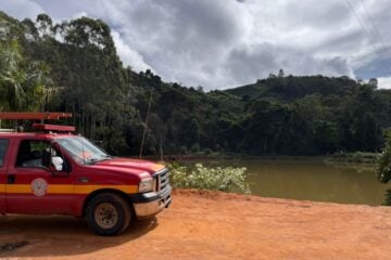 Jovem sai de casa durante a noite e é encontrado morto em lagoa